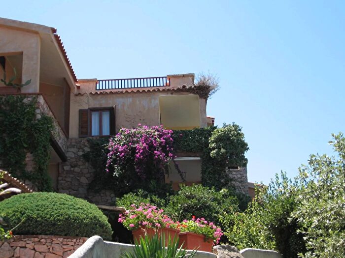 Appartamento trilocale in vendita in Via Porto Rotondo Olbia, Olbia