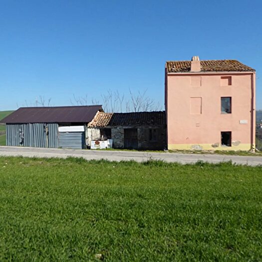 Appartamento trilocale in vendita in Via della Fonte Sant Eusanio del Sangro, SantEusanio Del Sangro