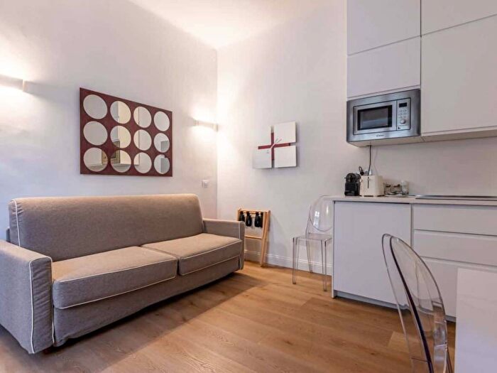 Appartamento bilocale in affitto in Via Sant'Andrea, Quadrilatero della Moda, Milano