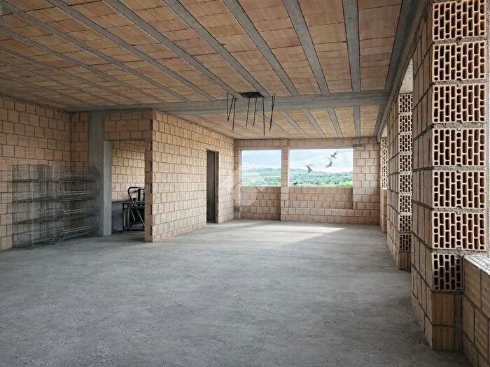 Appartamento con 5 locali in vendita in Via Fonte a Collina, Campli