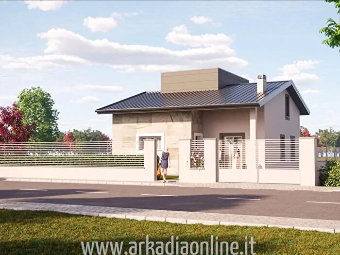 Casa quadrilocale in vendita in Via Don Salvi, Podenzano