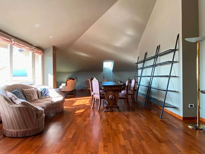 Appartamento trilocale in vendita in Via Nino Carboneri, Mondovi