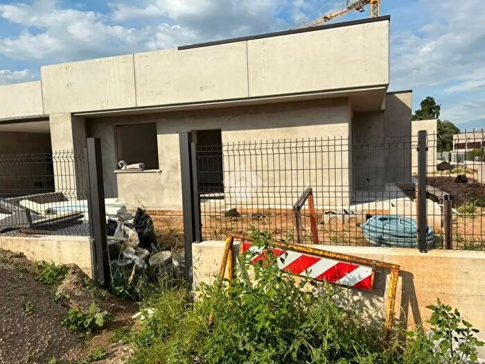 Casa con 5 locali in vendita in Bovolone