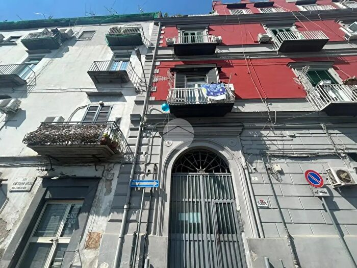 Appartamento trilocale in vendita in Vico Sant Eframo Vecchio, Napoli