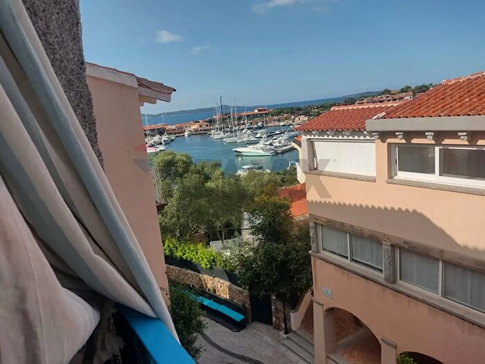 Appartamento quadrilocale in vendita in Via Parioli, Olbia