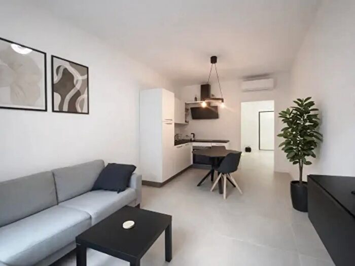 Appartamento bilocale in affitto in Vicolo San Domenico, Verona