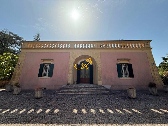 Casa con 9 locali in vendita in C da Laureto, Fasano