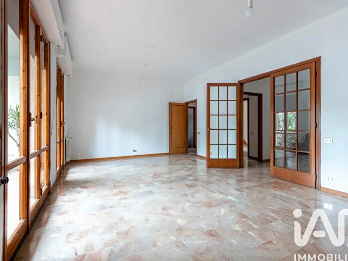 Appartamento con 5 locali in vendita in Via Corcos, Firenze