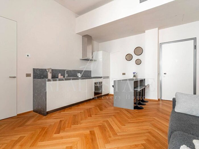 Appartamento bilocale in vendita in Via Borromei, Carrobbio, Milano