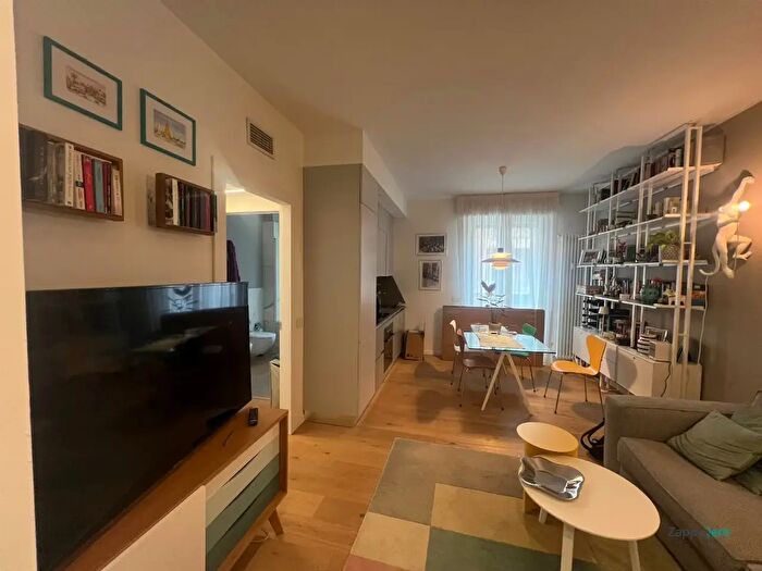 Appartamento bilocale in affitto in Via Stendhal, Milano