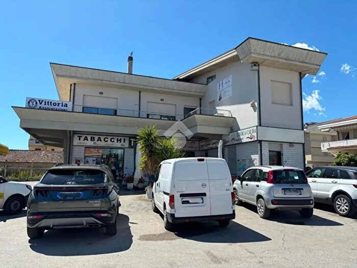 Appartamento trilocale in vendita in Via Nazionale Nord, Pineto