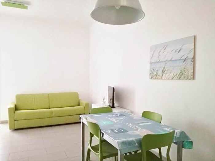 Appartamento bilocale in affitto in Via Colombo, Follonica