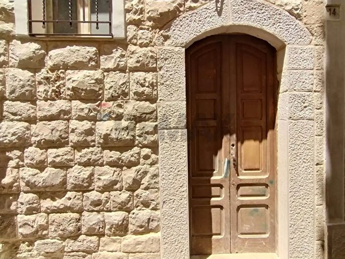 Casa con 6 locali in vendita in Via Dietro La Chiesa, Rutigliano