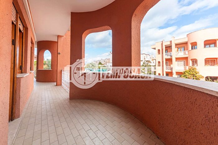 Appartamento trilocale in vendita in Via del Melograno, Cerveteri