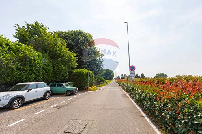 Appartamento bilocale in vendita in Via Marzano, Torre DArese