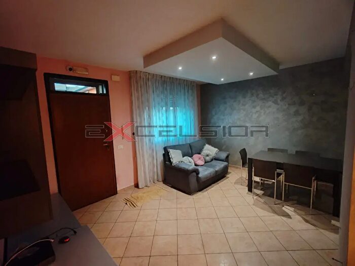 Casa quadrilocale in vendita in Corso Risorgimento Porto Viro Ro, Taglio Di Po