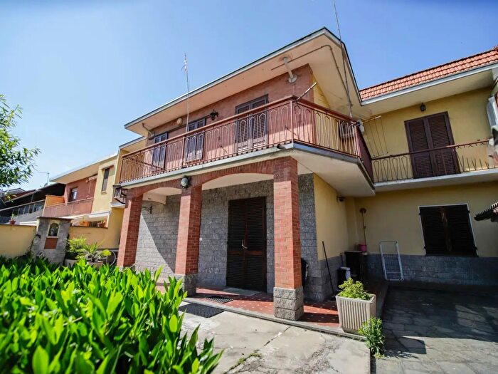 Appartamento quadrilocale in vendita in Via Alice De Gasperi, Montanaro