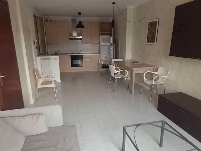 Appartamento bilocale in affitto in Via Giani, Centro, Cornate dAdda