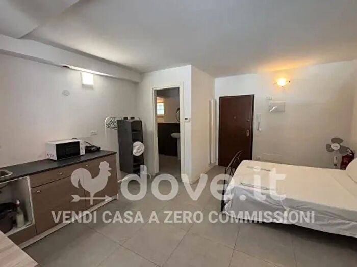 Appartamento monolocale in vendita in Via Emilia Ponente, Bologna