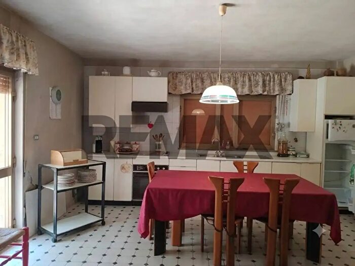 Casa con 6 locali in vendita in Via Poggio del Carancino, Siracusa