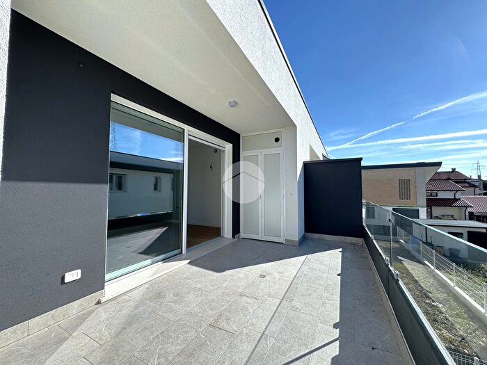 Appartamento quadrilocale in vendita in Via Alcide De Gasperi, Salzano