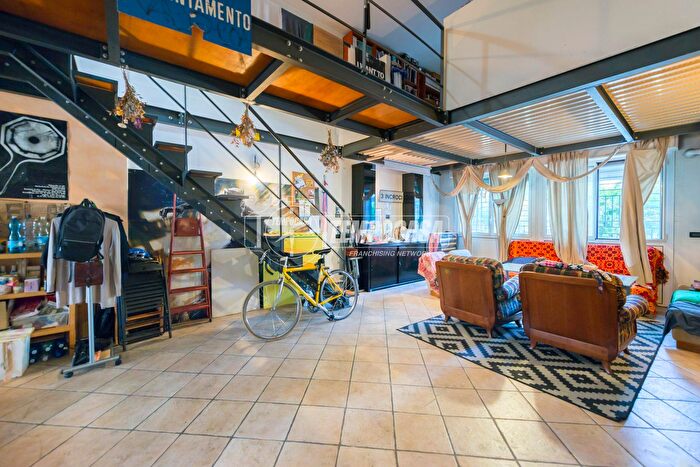 Appartamento trilocale in vendita in Via Ernesto Breda, Milano