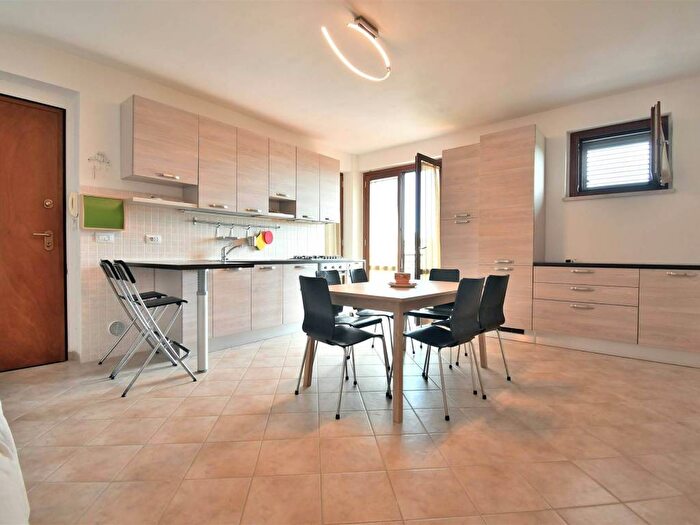 Appartamento quadrilocale in vendita in Ponte D'arbia, Monteroni d'Arbia