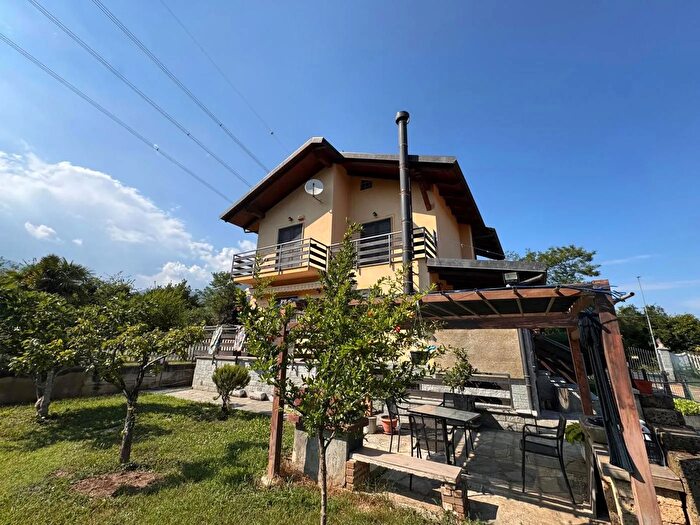 Casa con 7 locali in vendita in Via Alpignano, Val Della Torre