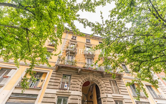 Appartamento monolocale in vendita in Via Federico Confalonieri, Milano