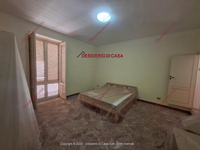 Casa quadrilocale in vendita in Trabia