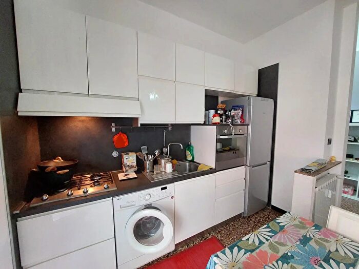 Appartamento bilocale in vendita in Via delle Gavette, Genova