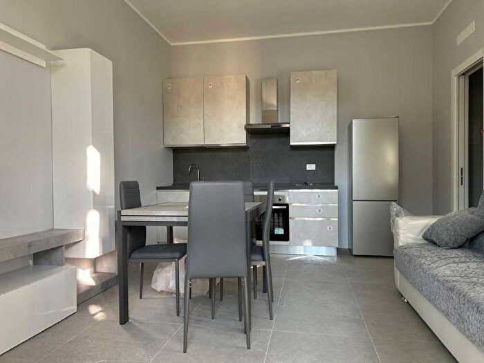 Appartamento bilocale in affitto in via Verdi, Giardini Reali, Torino