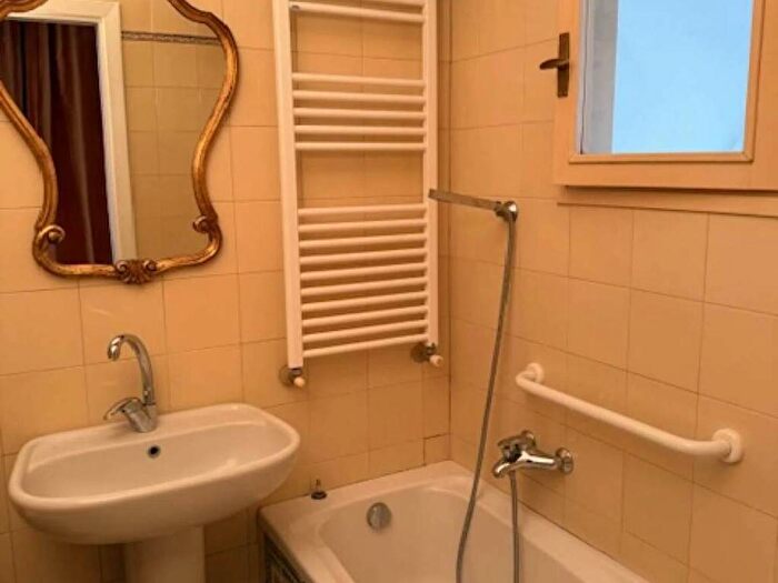 Appartamento bilocale in affitto in Via Cecilio Stazio, Pasteur, Milano