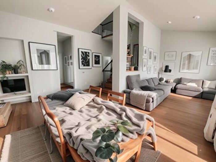 Appartamento con 5 locali in vendita in Viale Nino Bixio, Riccione