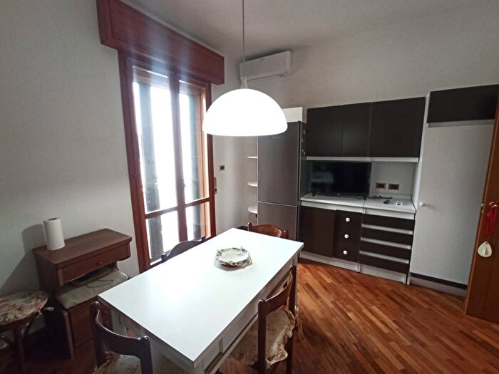 Appartamento trilocale in affitto in Via Giuseppe Massarenti, Massarenti, Bologna