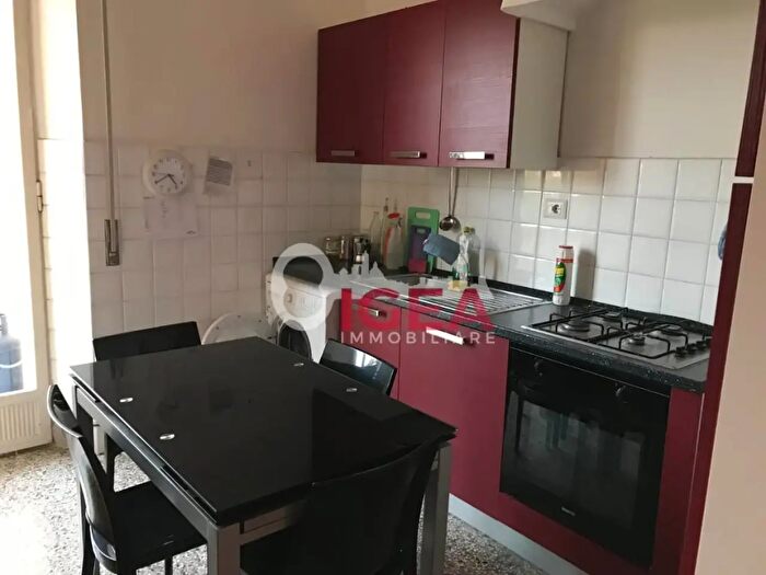 Appartamento quadrilocale in vendita in Duccio di Boninsegna, Siena