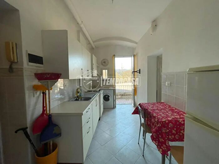 Appartamento bilocale in vendita in Via Siri, Ovada