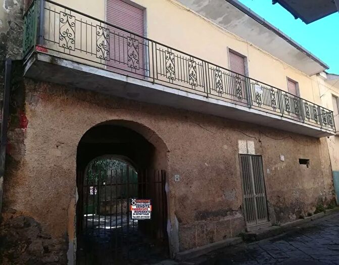 Casa con 5 locali in vendita in Via Lucia Chirico, Frignano
