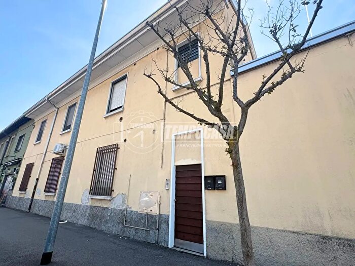 Appartamento bilocale in vendita in Via Goffredo Mameli, Legnano