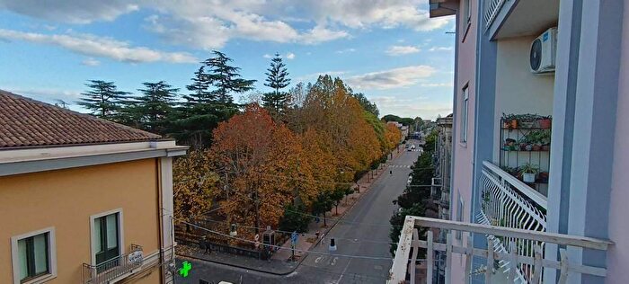 Appartamento con 7 locali in vendita in Riposto