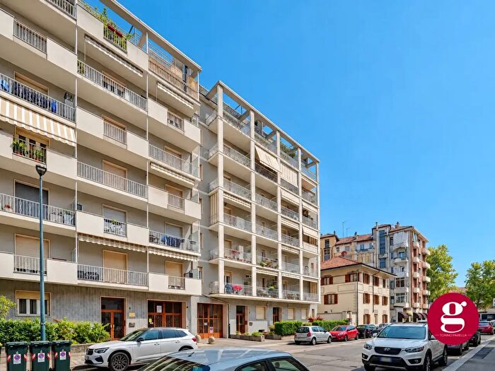 Appartamento bilocale in vendita in Via Mollieres, Torino