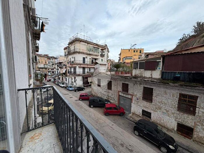 Appartamento bilocale in affitto in Via Alcide Cervi, Capodichino, Napoli