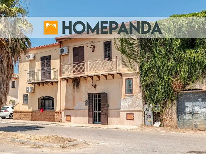 Casa con 6 locali in vendita in Via Piano Monaco, Carini