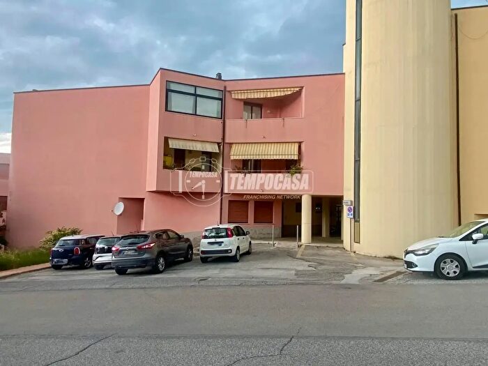 Appartamento quadrilocale in vendita in Via Giacomo Brodolini, Agugliano