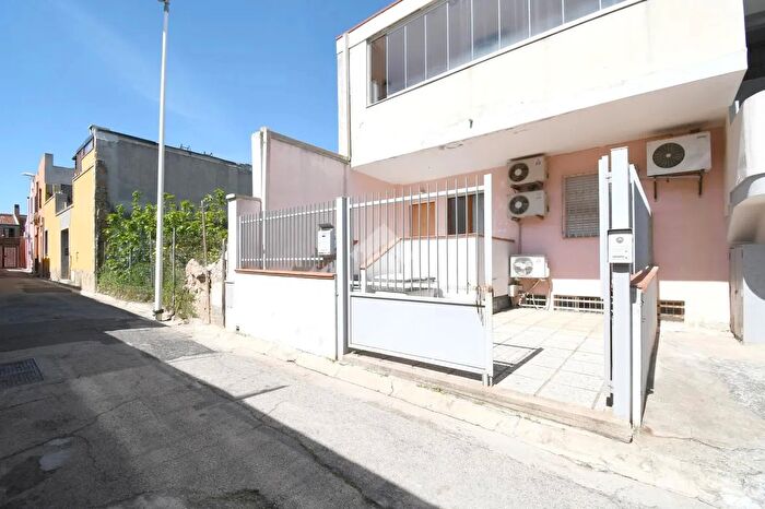 Appartamento bilocale in vendita in Vico II Principe di Carignano, Cagliari