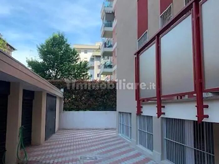 Appartamento monolocale in affitto in Via delle Forze Armate, Milano