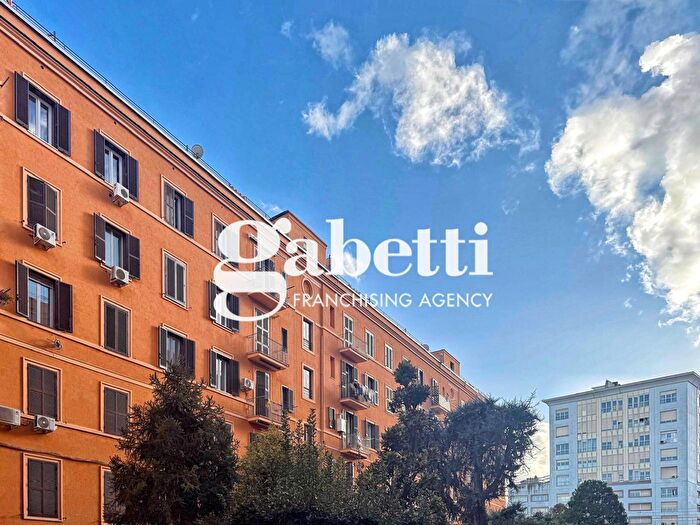 Appartamento quadrilocale in vendita in Via Prenestina, Roma