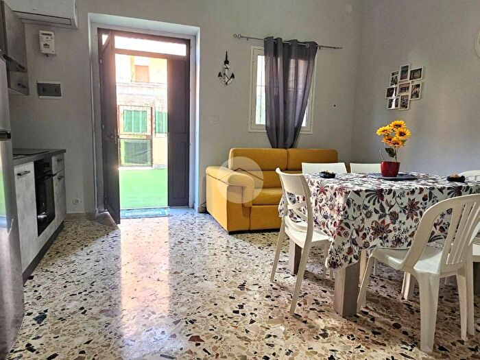 Appartamento trilocale in affitto in Via Giusino, Pallavicino Villaggio Ruffini, Palermo