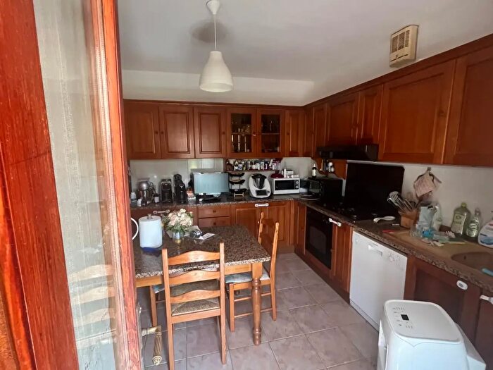 Casa con 6 locali in vendita in Peccioli