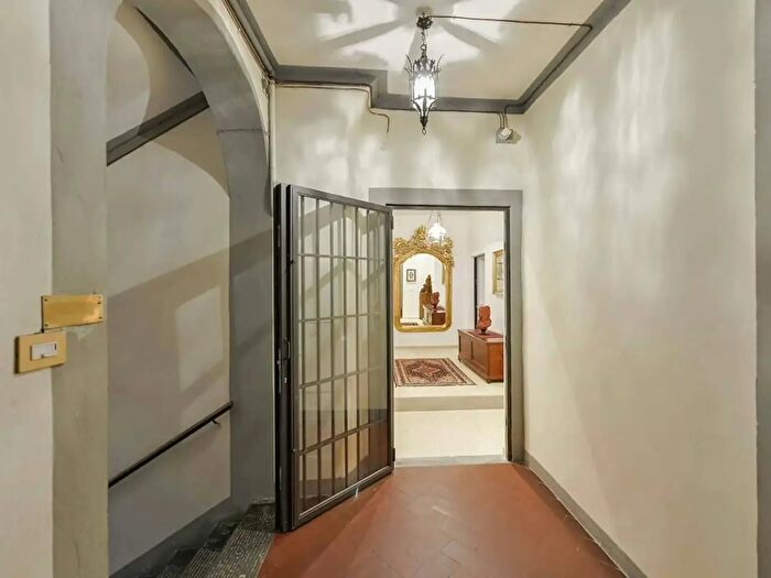 Appartamento in affitto in Via dei Pandolfini, Firenze